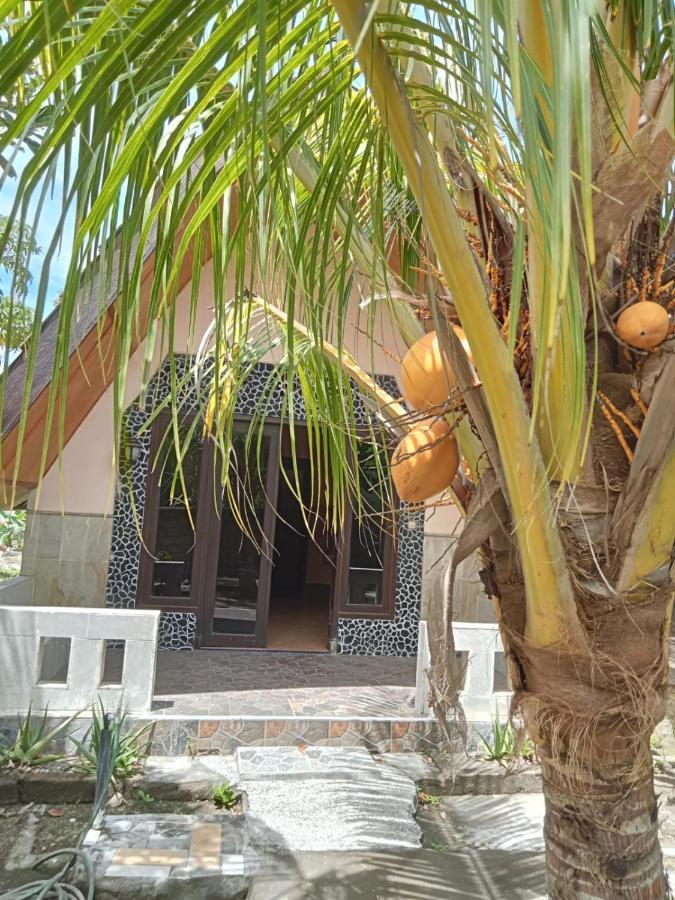 Meno Smile Cottages Gili Meno Exteriör bild