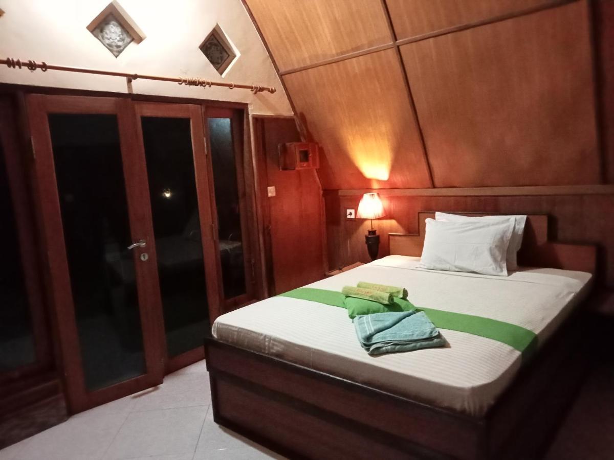 Meno Smile Cottages Gili Meno Exteriör bild